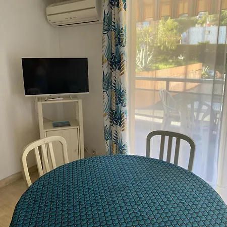 Apartamento F2 Piscine à St Raphaël *